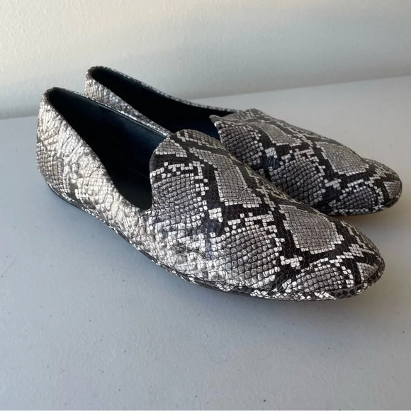 Vince Snakeprint Womens Contemporary Loafer Flats Slip On Shoes Size 37M / 7M - Picture 3 of 12